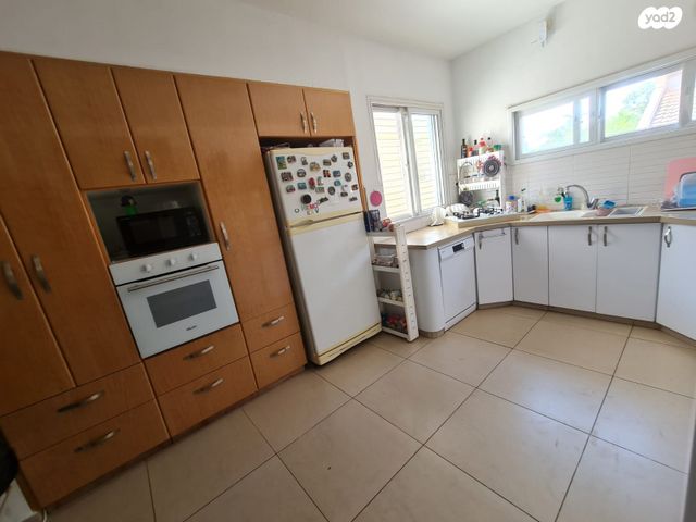 דו משפחתי, כ"ט בנובמבר, בית אליעזר, חדרה