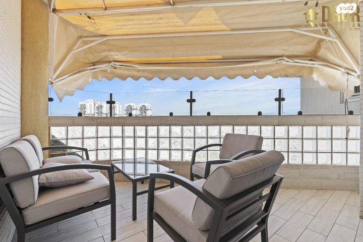 גג/ פנטהאוז, חנה ומיכאל לוין, רביבים, גני ראשון, ראשון לציון