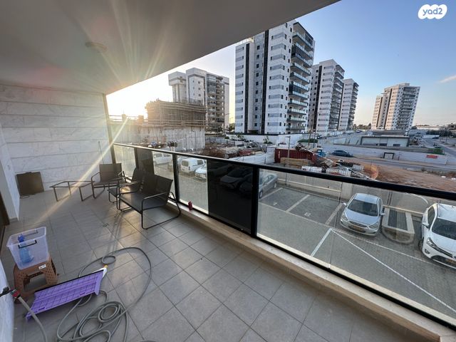 דירה, אריאל שרון, נווה שרון / שער העיר, נתיבות