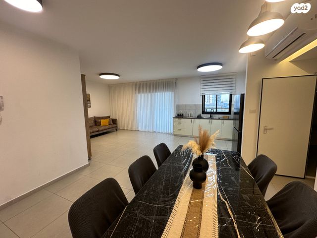 דירה, אריאל שרון, נווה שרון / שער העיר, נתיבות