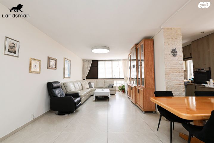 דירה, גבעת חיים 3, צפון מערב מרכז העיר, נתניה