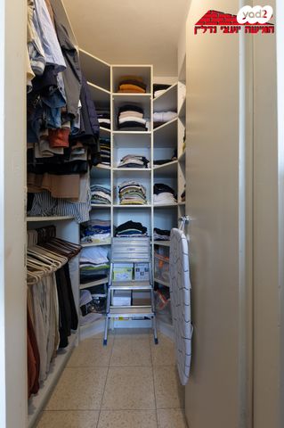 דירה, צבי הירשפלד, רמז, מערב ותיק, ראשון לציון