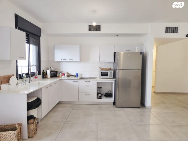 דירה, אבשלום גיסין, נווה גן, פתח תקווה