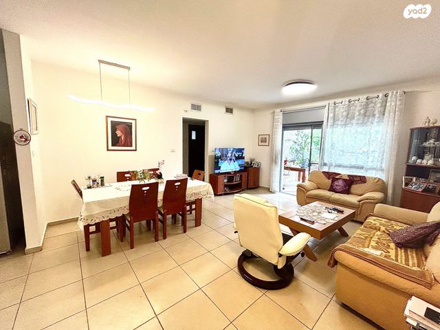 דירה, מודיעין מכבים רעות