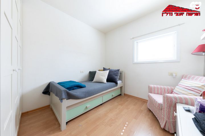 דירה, צבי הירשפלד, רמז, מערב ותיק, ראשון לציון