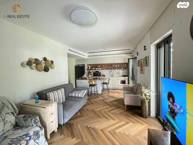 דירת גן, שכונה ה'-ו', מבשרת ציון