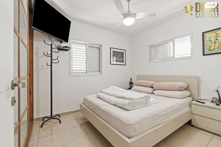 גג/ פנטהאוז, חנה ומיכאל לוין, רביבים, גני ראשון, ראשון לציון