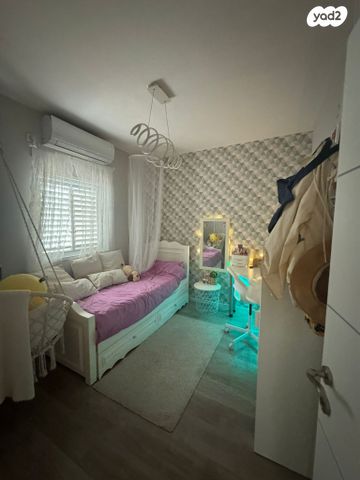 דו משפחתי, גבעתי, רחובות