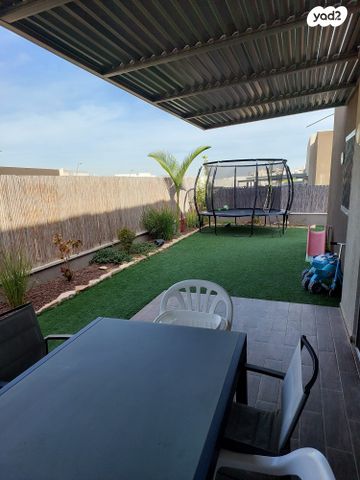 בית פרטי/ קוטג', עוזרד, קרית מנחם, אופקים