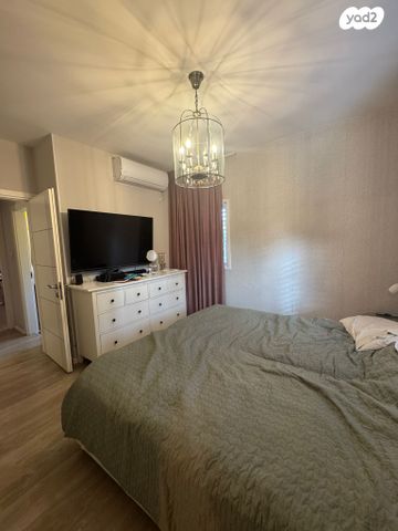 דו משפחתי, גבעתי, רחובות