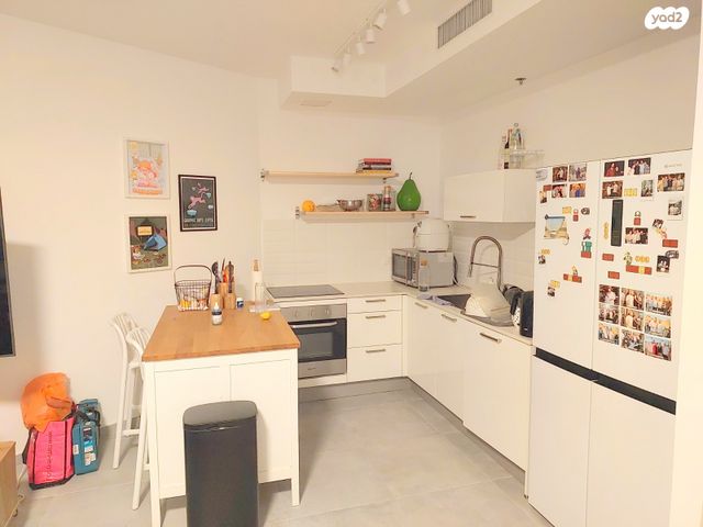 דירה, גרציאני יצחק 8, גני שרונה, קרית הממשלה, תל אביב יפו