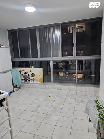 דירה, היסמין 111, קרית גת