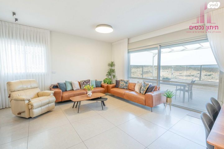 גג/ פנטהאוז