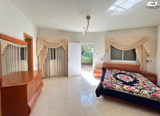 בית פרטי/ קוטג', עומר