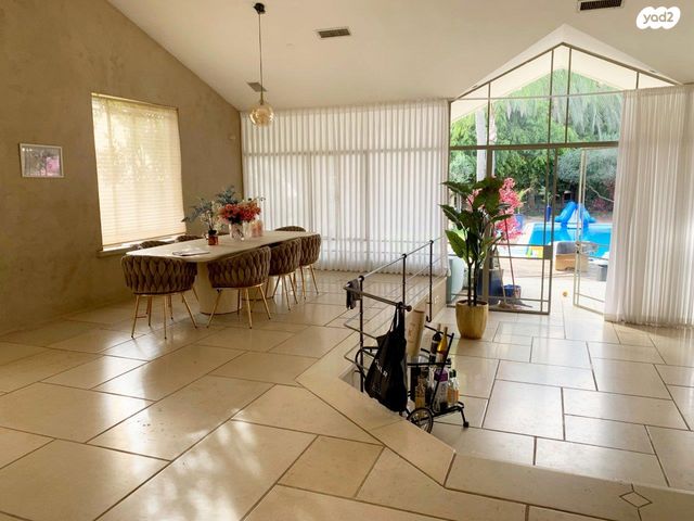 בית פרטי/ קוטג', סביון, סביון