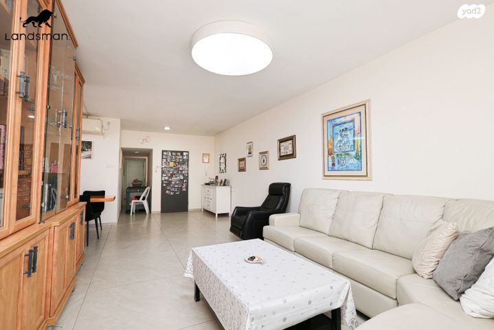 דירה, גבעת חיים 3, צפון מערב מרכז העיר, נתניה