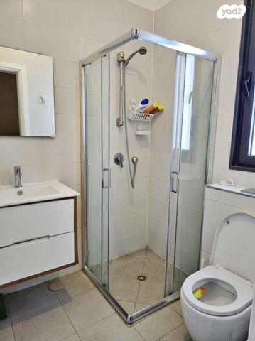 דירה, אבשלום גיסין, נווה גן, פתח תקווה