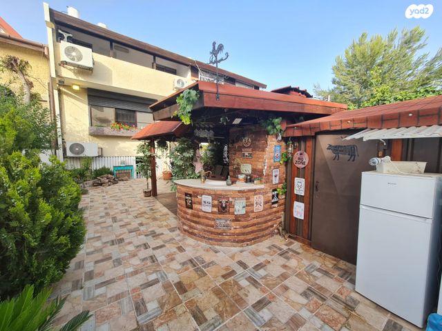 בית פרטי/ קוטג', גבעת אוסישקין, נהריה