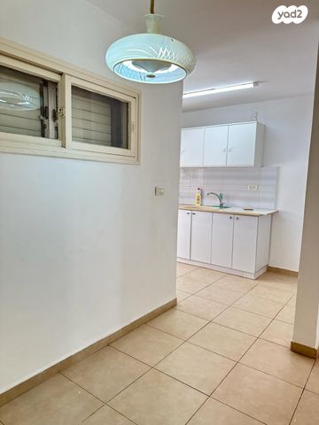 דירה, שדרות הנשיא וייצמן, מרכז העיר, חדרה