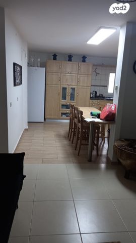 דירת גן, קרית טבעון