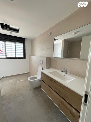 דירה, אור ים, אור עקיבא