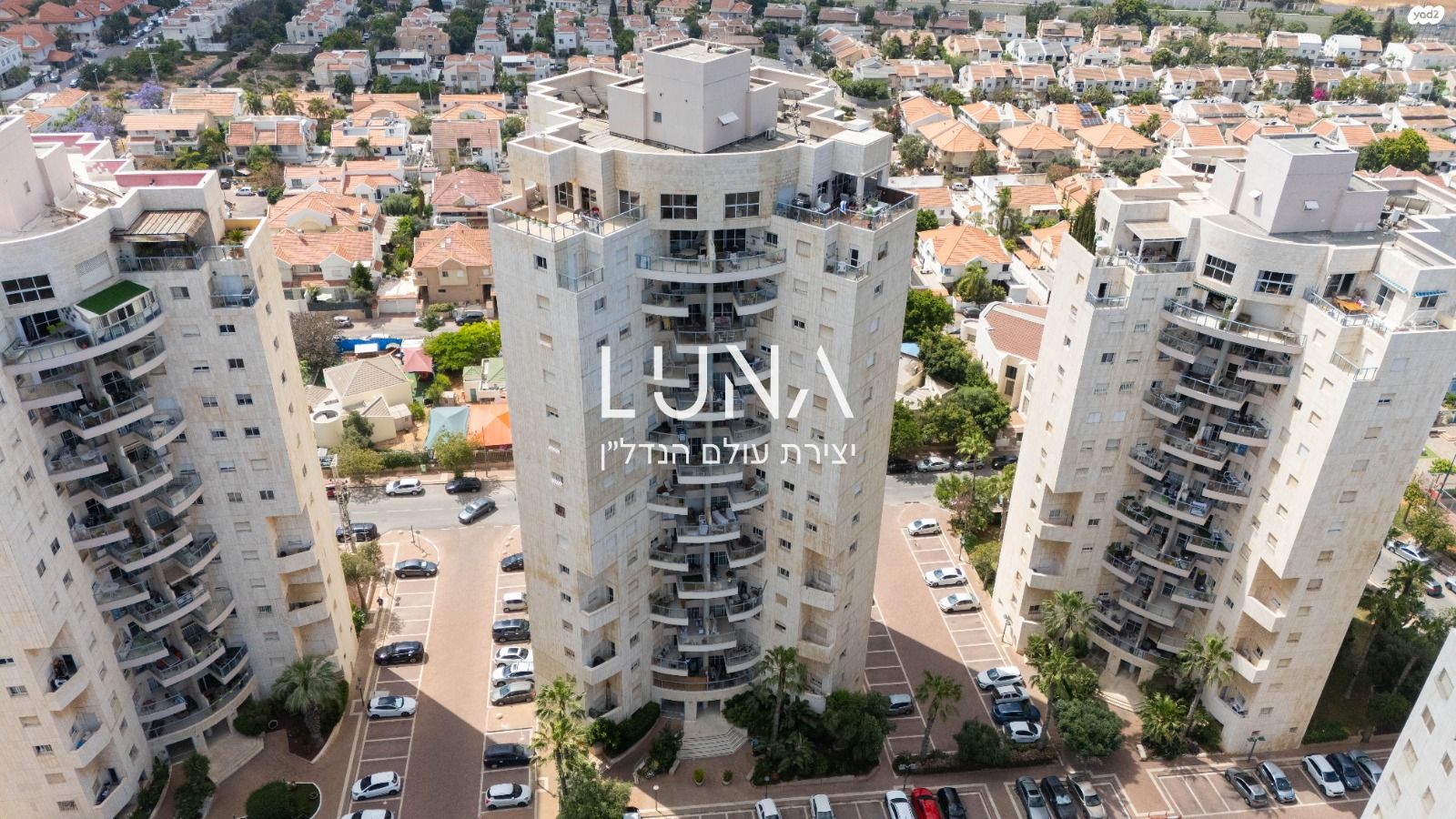 מרדכי גור 