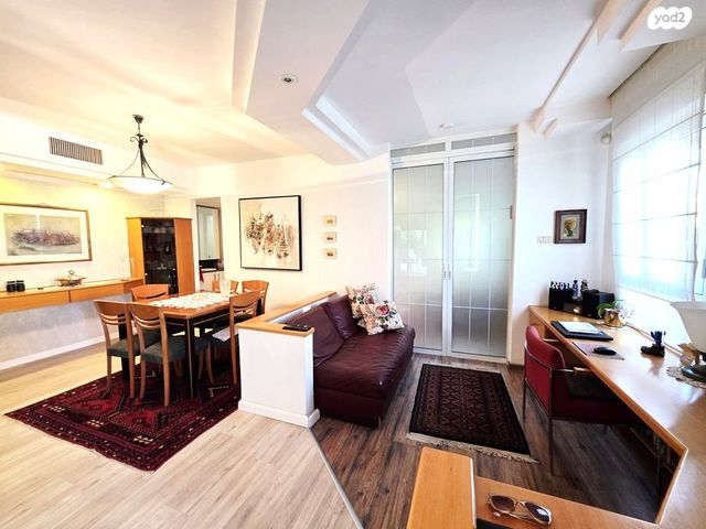 דירת גן, הדישון, מלחה, מנחת, ירושלים