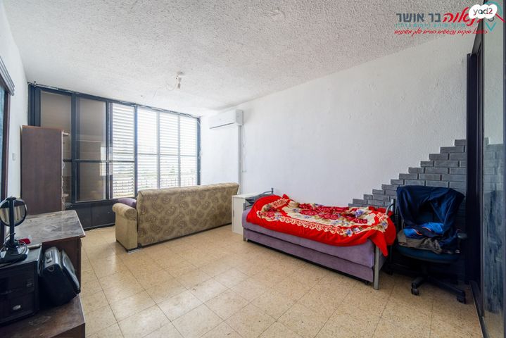 דירה, שדרות בר אילן 18, דרום מערב ותיק, בת ים