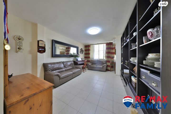 ז'בוטינסקי 4