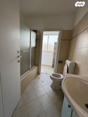 דירה, הנרקיסים, קרית מלאכי