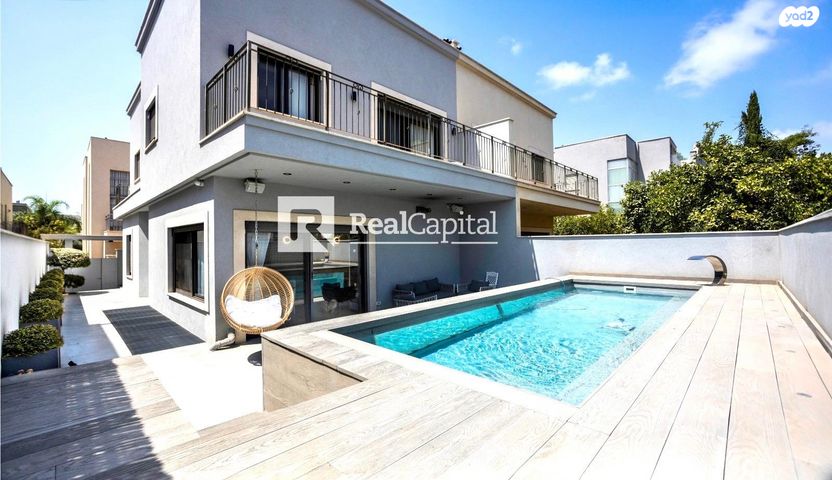 דו משפחתי, גולן, רמת השרון