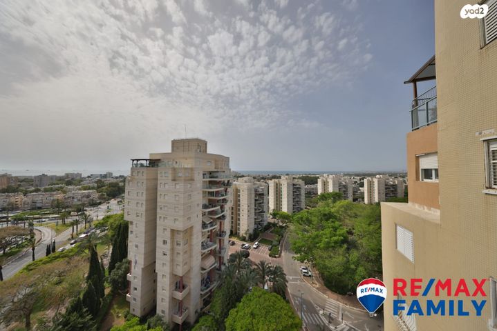 גג/ פנטהאוז, חבצלת 9, פסגות ים, קרית ים