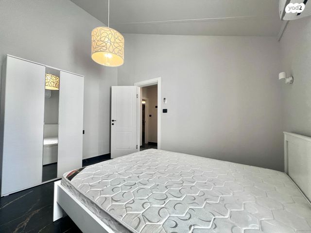 דו משפחתי, פטרה, ממשית, דימונה