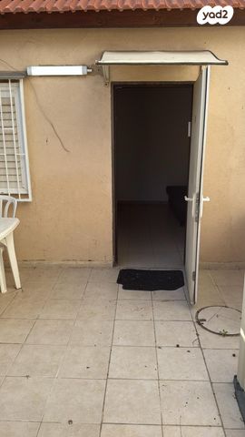 דירת גן, חבקוק, השומר, ראשון לציון