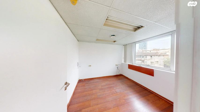 קליניקות, דרך בן גוריון, שכונת יהלום, מרכז העיר ב, רמת גן