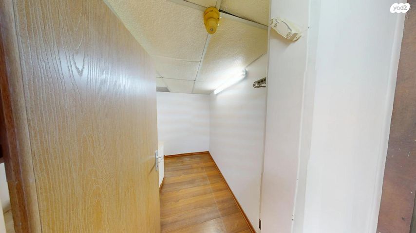 קליניקות, דרך בן גוריון, שכונת יהלום, מרכז העיר ב, רמת גן