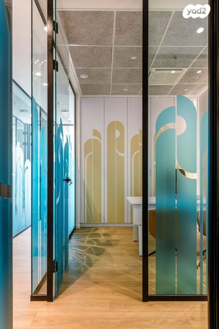 משרדים, שדרות מנחם בגין, החותרים, טירת כרמל