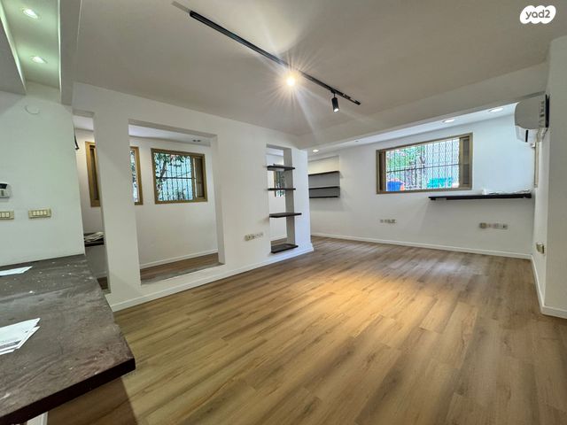 איתמר בן אב"י 1