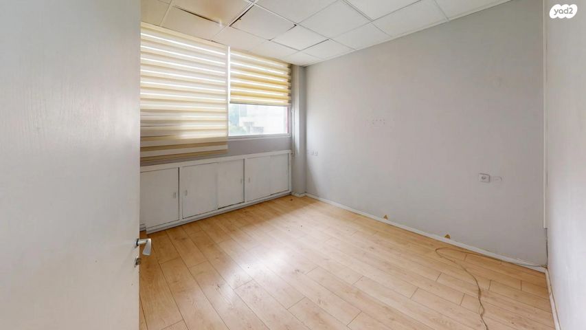 קליניקות, דרך בן גוריון, שכונת יהלום, מרכז העיר ב, רמת גן