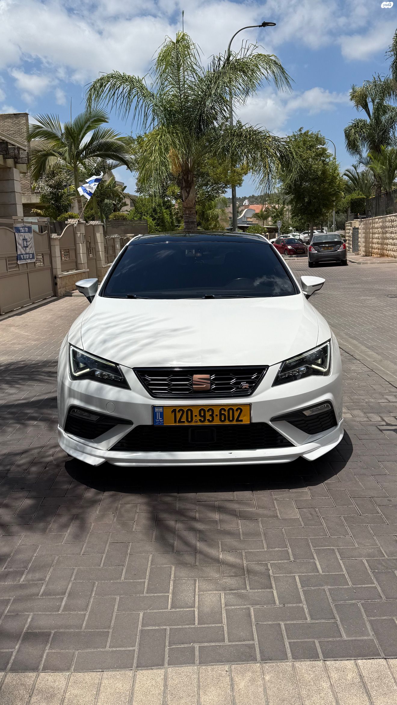 מודעת רכב סיאט לאון