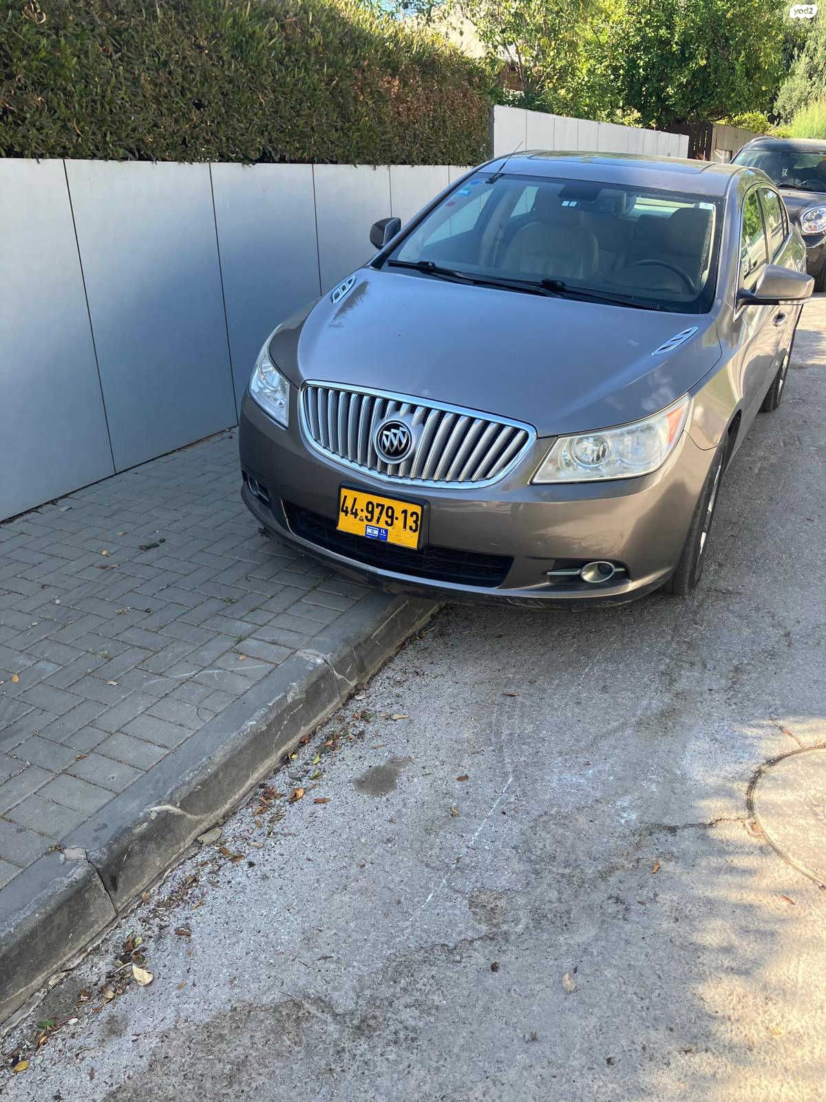 מודעת רכב ביואיק לה-קרוס