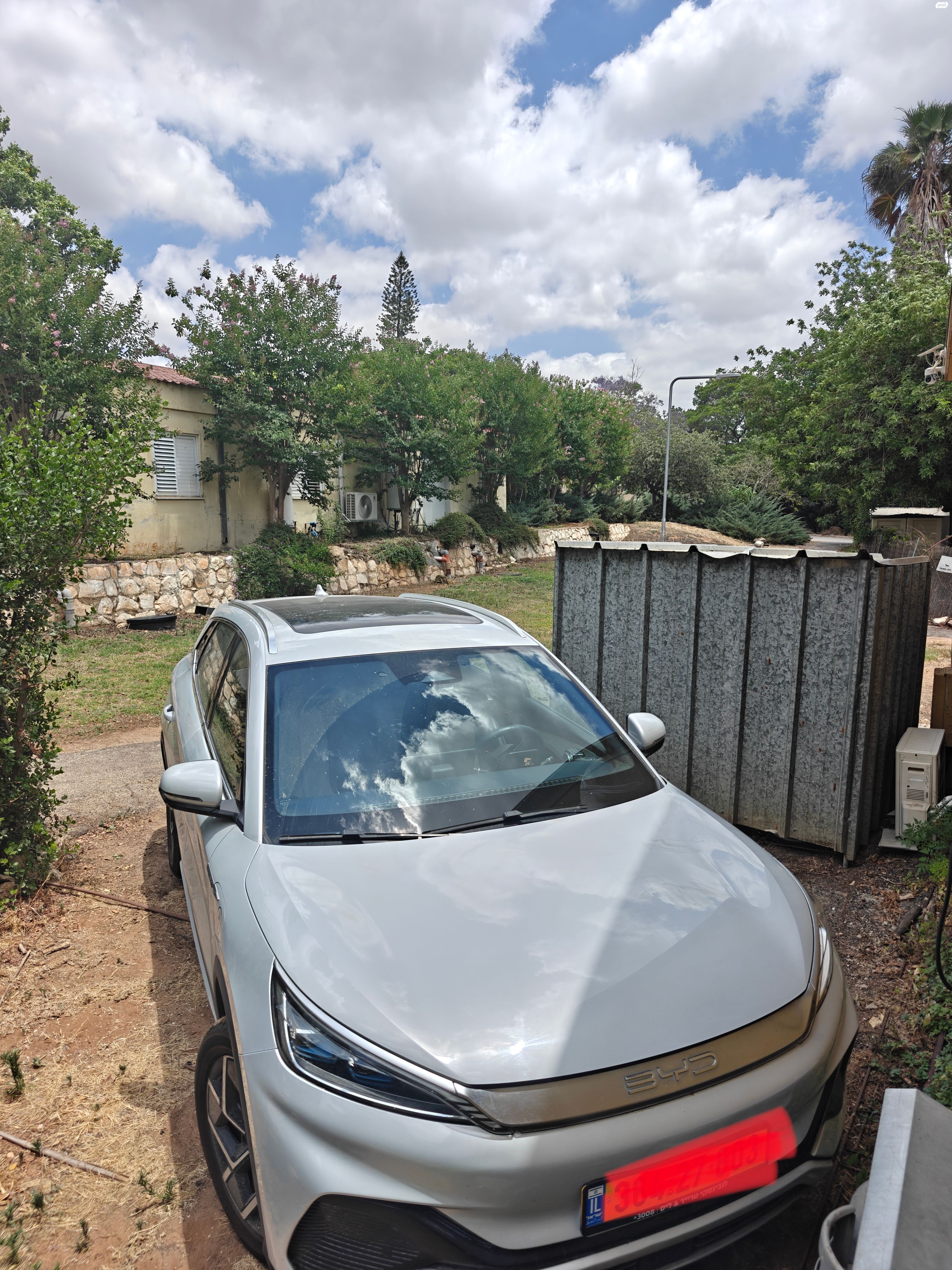 מודעת רכב בי.ווי.די אטו 3
