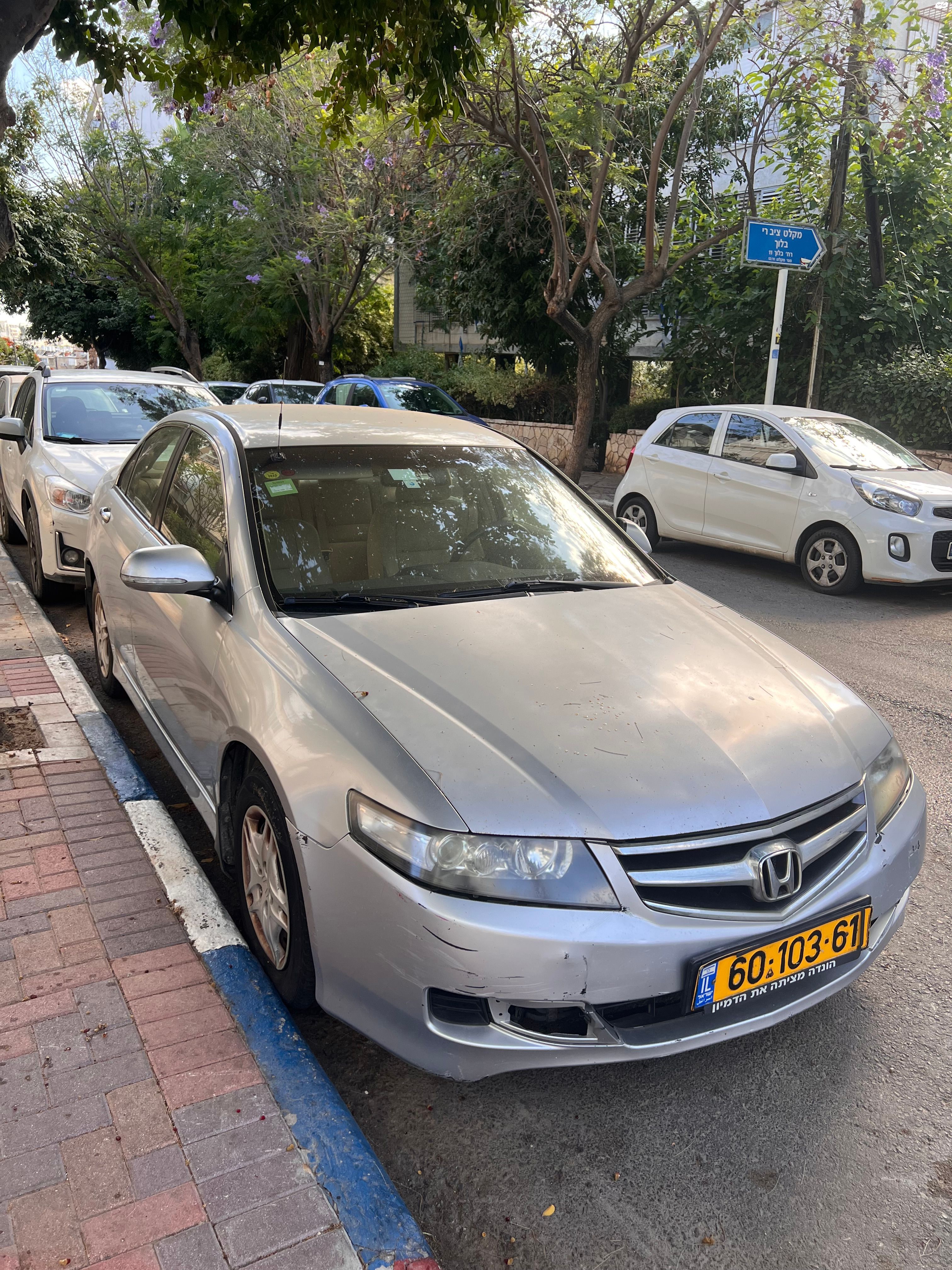 מודעת רכב הונדה אקורד