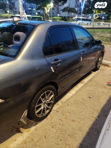 מיצובישי לנסר