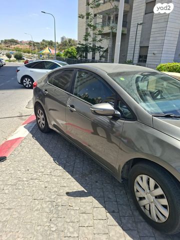 מודעת רכב קיה פורטה 