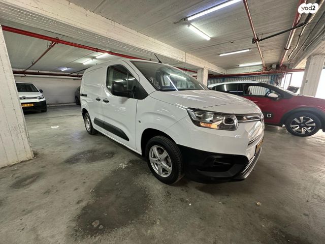 טויוטה פרואייס סיטי