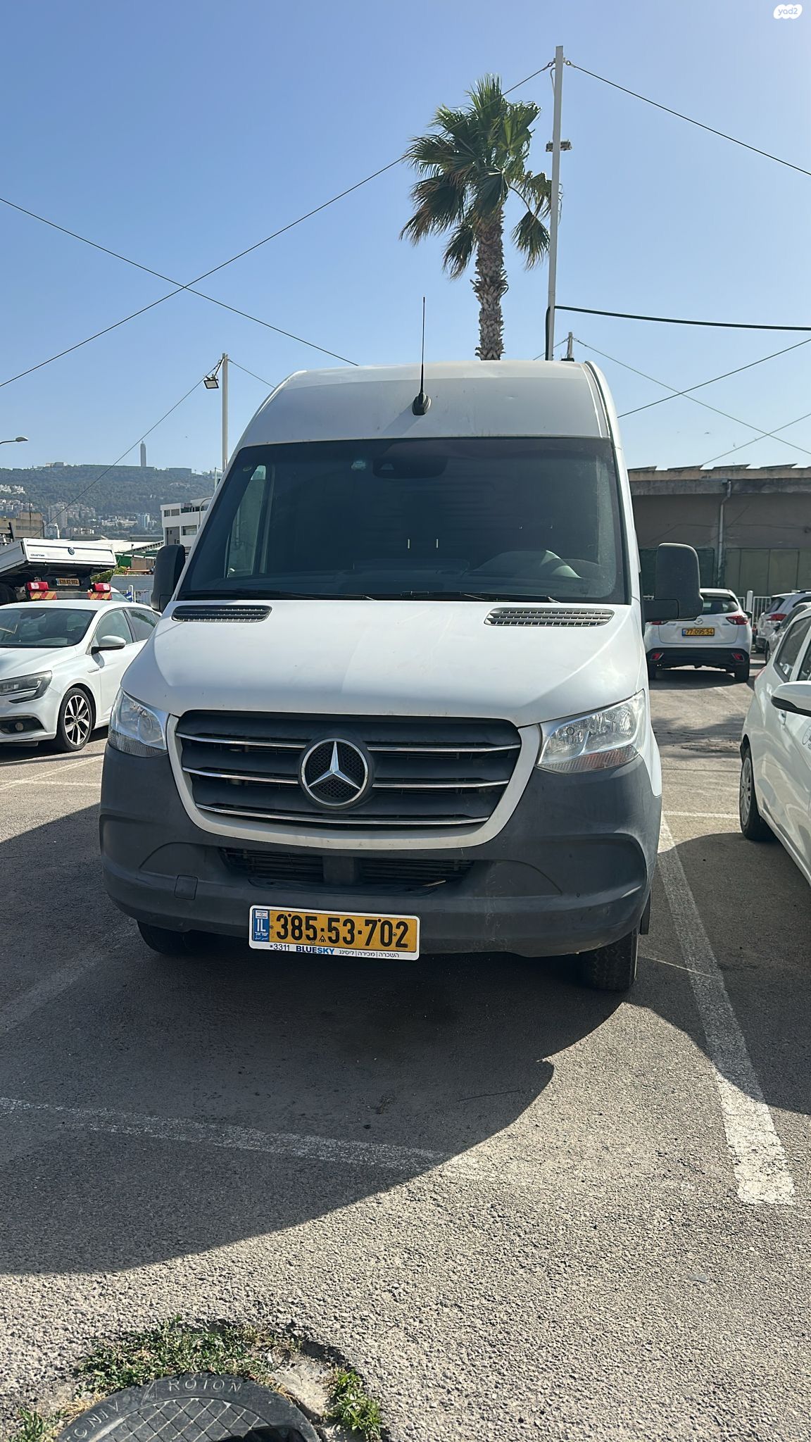 מודעת רכב מרצדס-בנץ ספרינטר