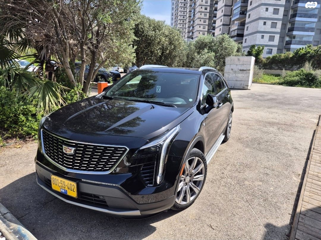 מודעת רכב קאדילק XT4