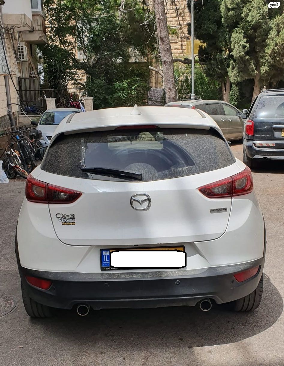 מודעת רכב מאזדה CX-3