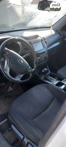 מודעת רכב קיה סורנטו